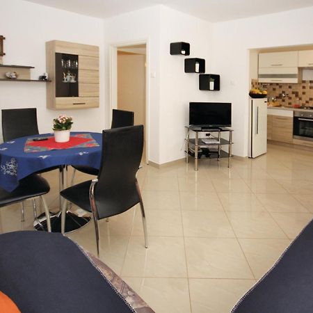 Awesome Apartment In Pula With Wifi Екстер'єр фото